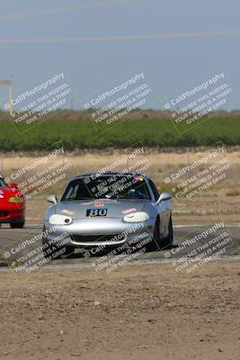 media/Apr-30-2022-CalClub SCCA (Sat) [[98b58ad398]]/Group 5/Race (Outside Grapevine)/